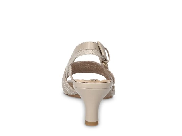 Meghan Sandal
