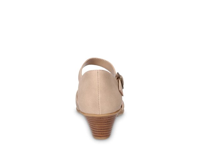 Justina Sandal