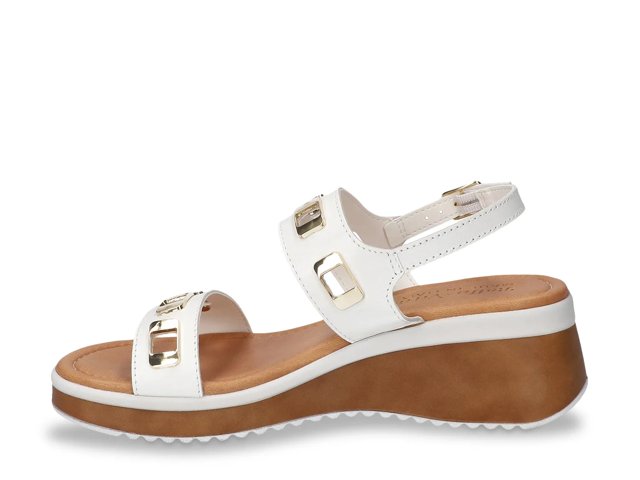 Vic Wedge Sandal