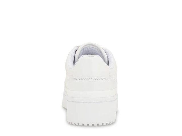 Alondra Sneaker