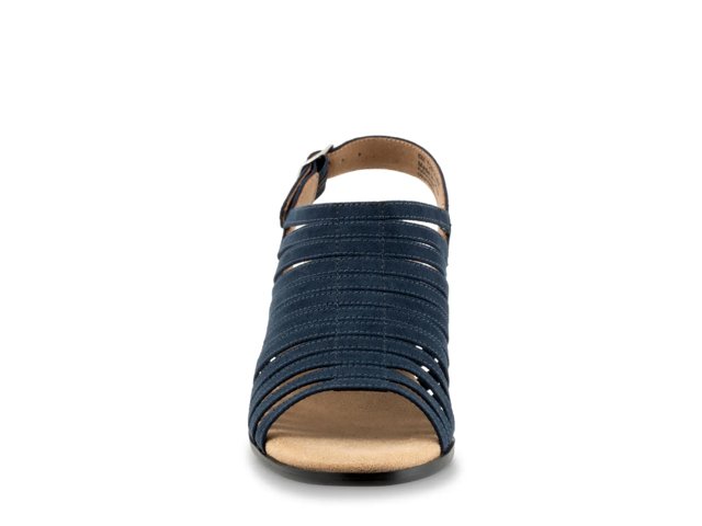 Midge Sandal