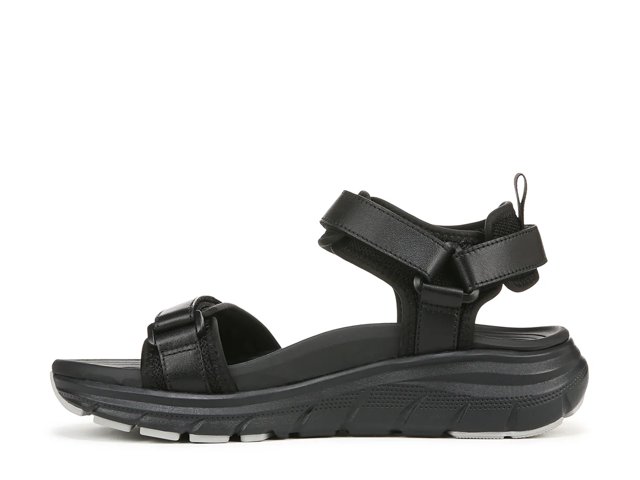 Walk Max Wanderer Sandal - Women's