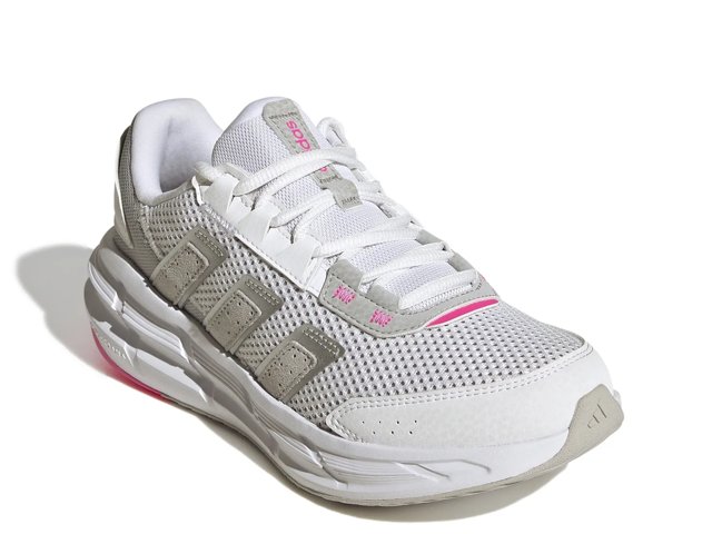 Astrastar Sneaker - Women's