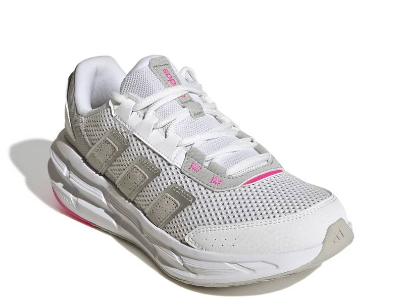 Astrastar Sneaker - Women's