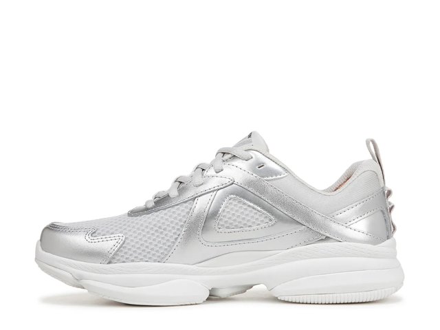 Devotion XT 3 Training Sneaker - Women's