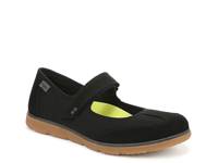 Effortless Mary Jane Black view