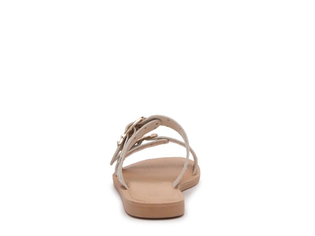 Seena Sandal