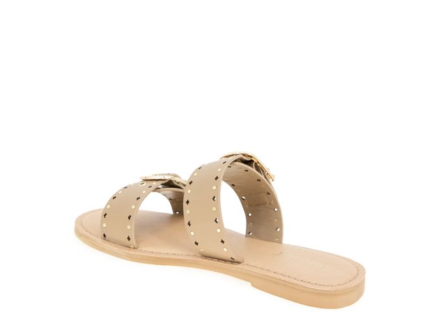 Seena Sandal