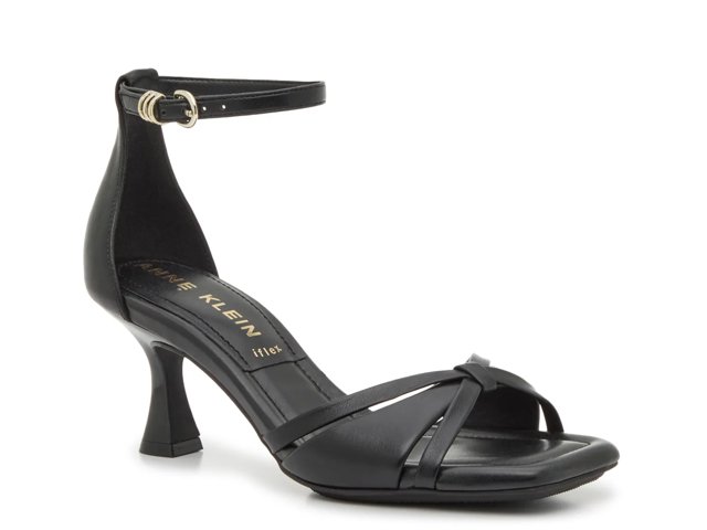 Jaqueline Sandal
