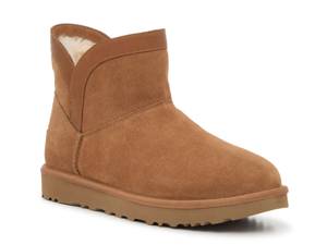 Click to shop 30% off select women's ugg & bearpaw at DSW Designer Shoe Warehouse.