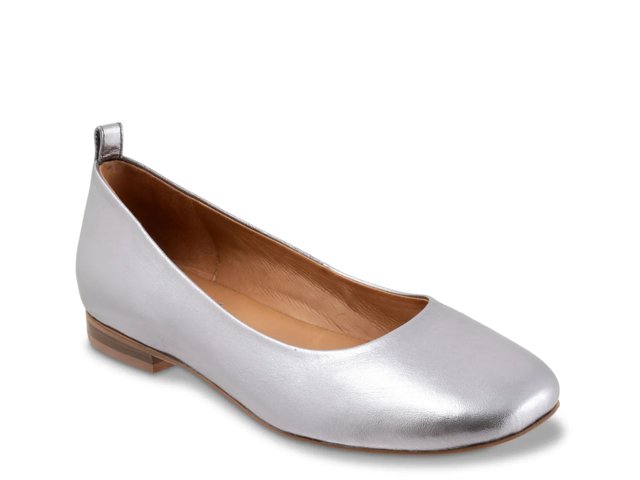 Kiris Ballet Flat