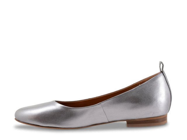 Kiris Ballet Flat