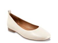Kiris Ballet Flat Off White Leather view