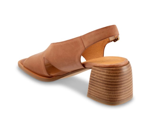 Isadora Sandal