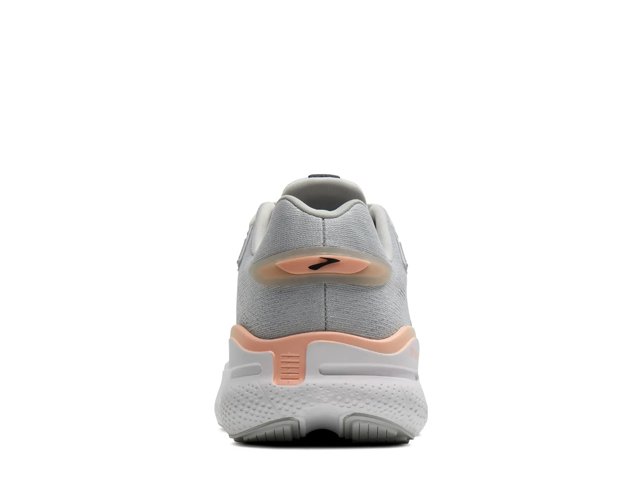 Defyance Max Running Shoe - Women's