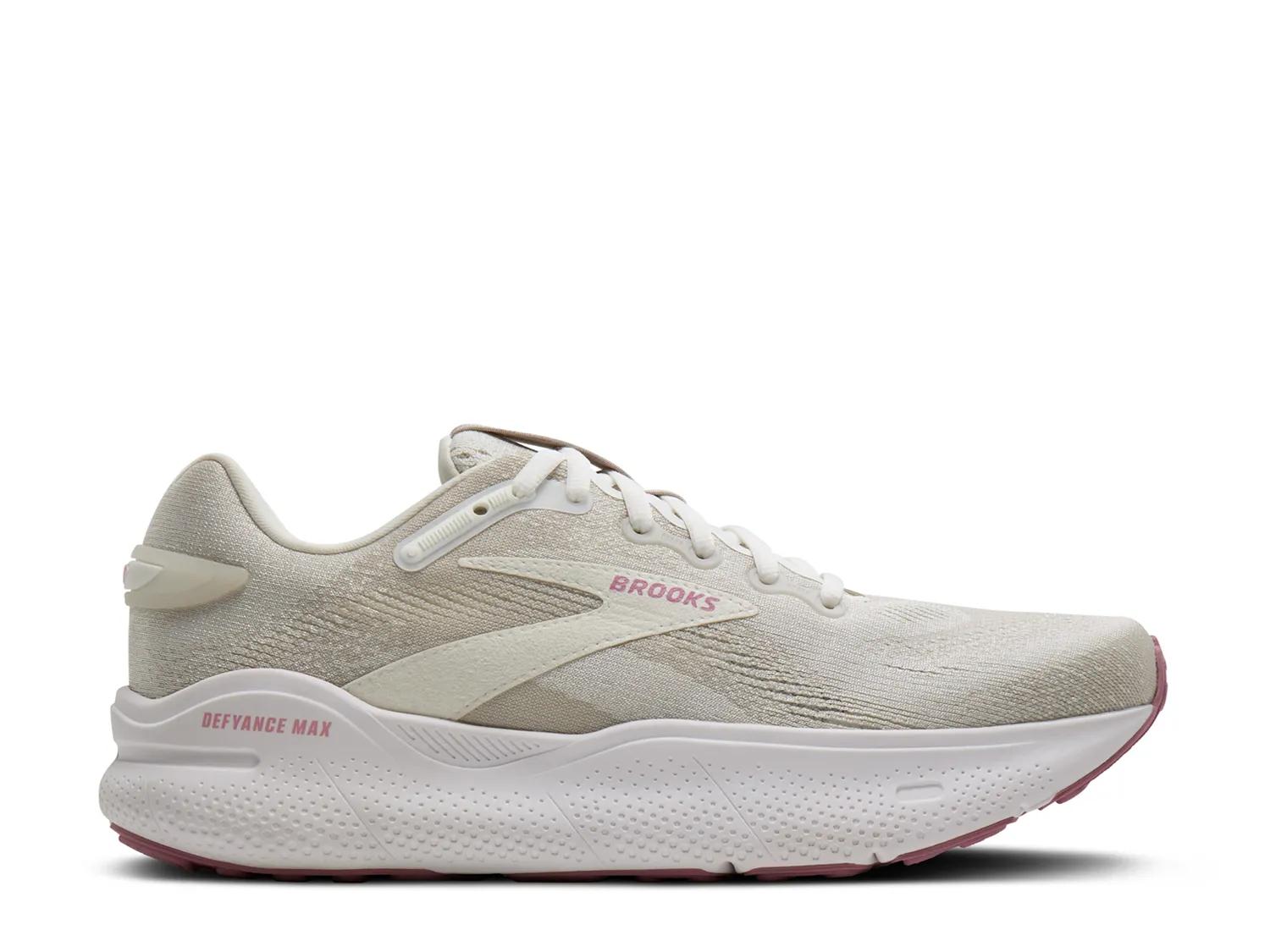 Defyance Max Running Shoe - Women's
