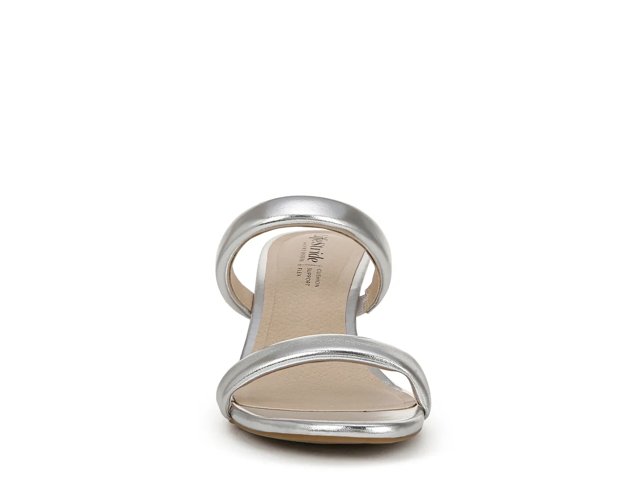 Nalani Sandal