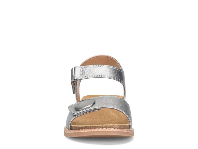 Gwen Sandal