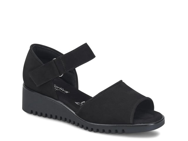 Daniella Wedge Sandal