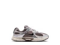 V5 RNR Sneaker - Kids' Silver view