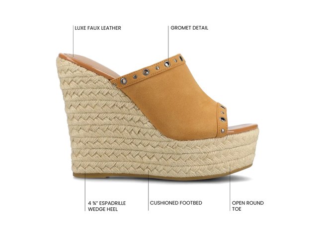 Yari Wedge Sandal