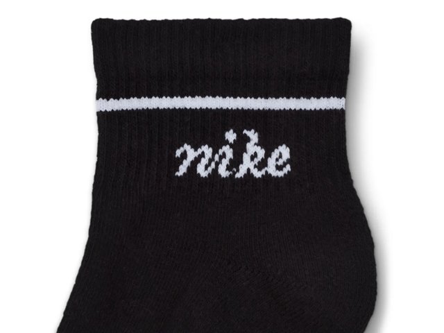 Logo Women's Quarter Ankle Socks - 3 Pack