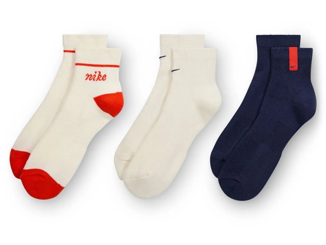 Logo Women's Quarter Ankle Socks - 3 Pack