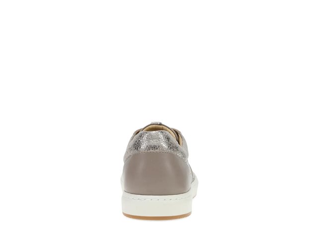Josey Sneaker