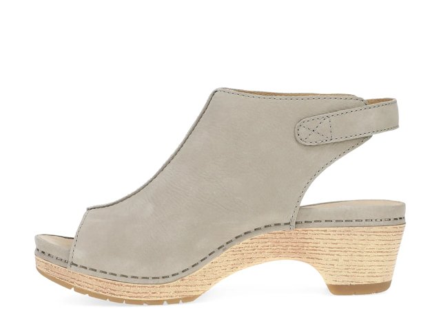 Lizzy Platform Sandal