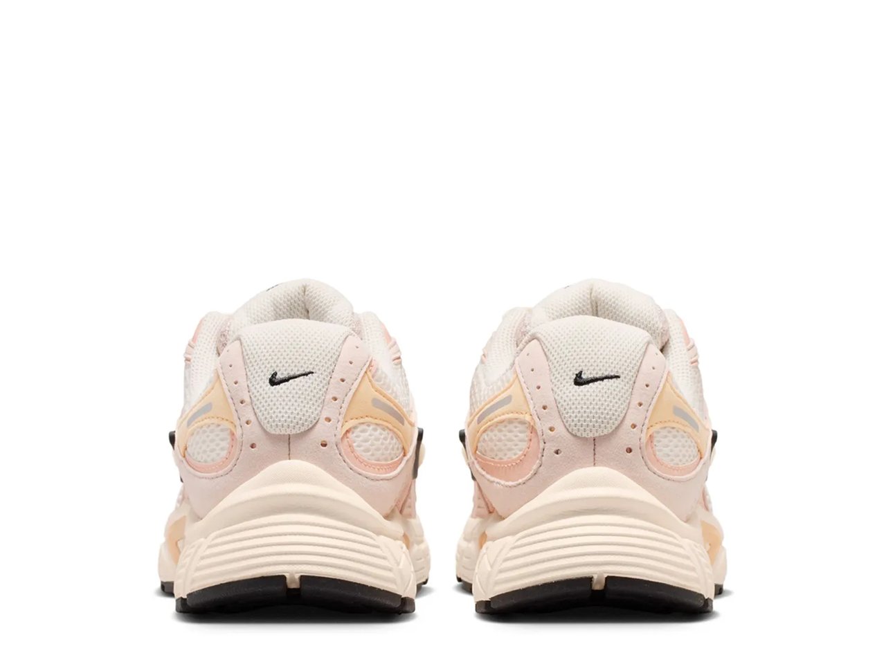 V5 RNR Sneaker - Women's