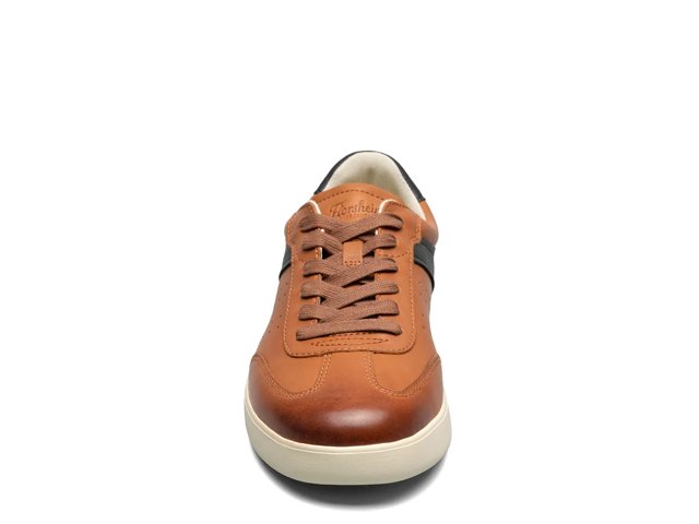 Pace T-Toe Sneaker
