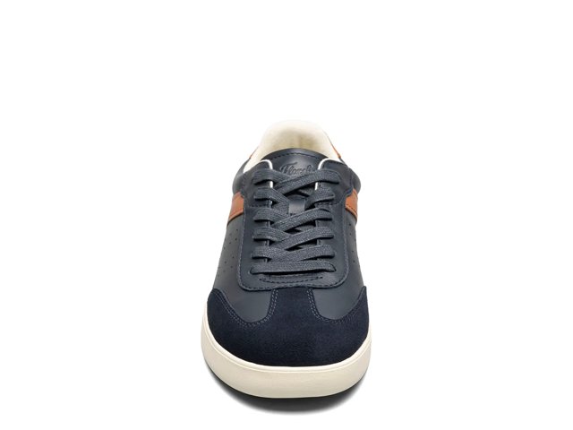 Pace T-Toe Sneaker