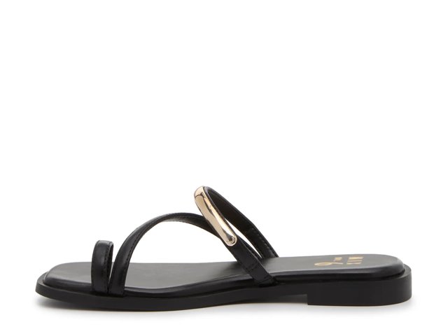 Nitta Sandal