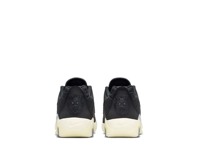 LeBron Witness 9 Sneaker - Kids'