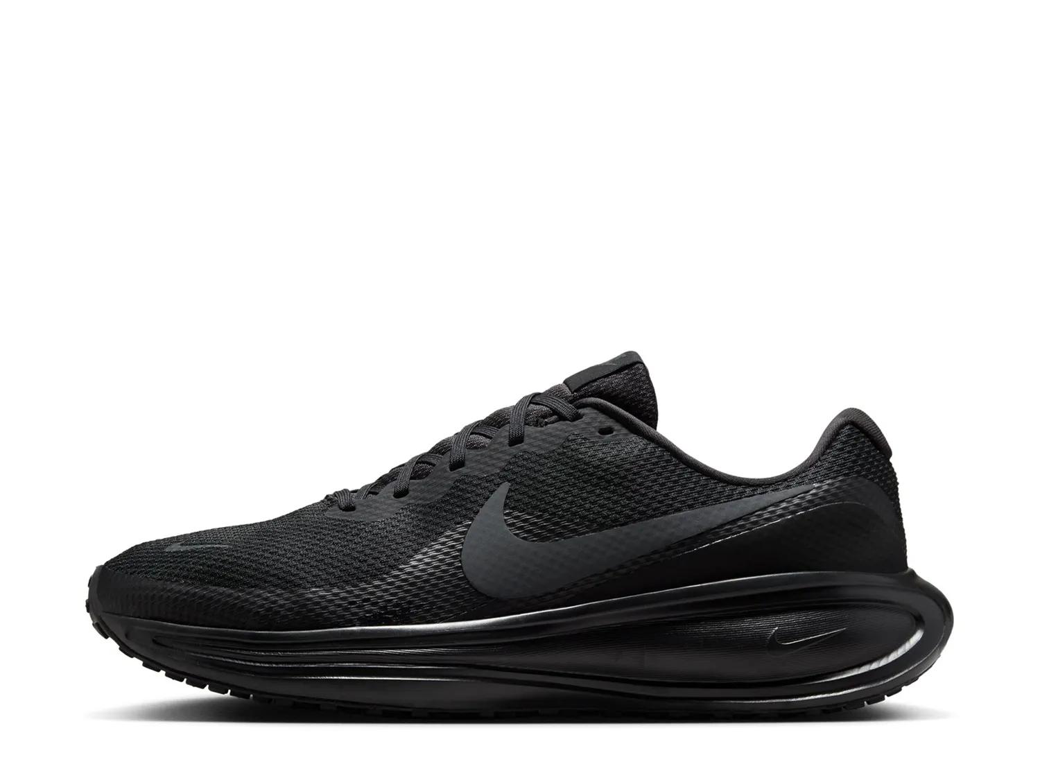 Revolution 8 Running Shoe