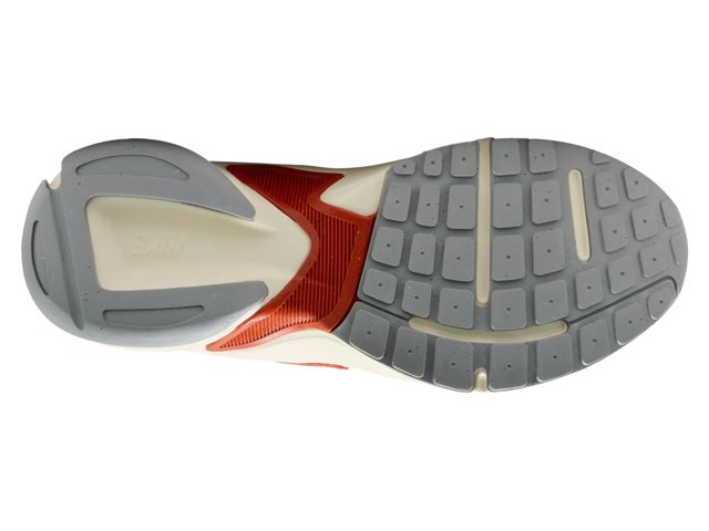 AL8 Sneaker - Women's