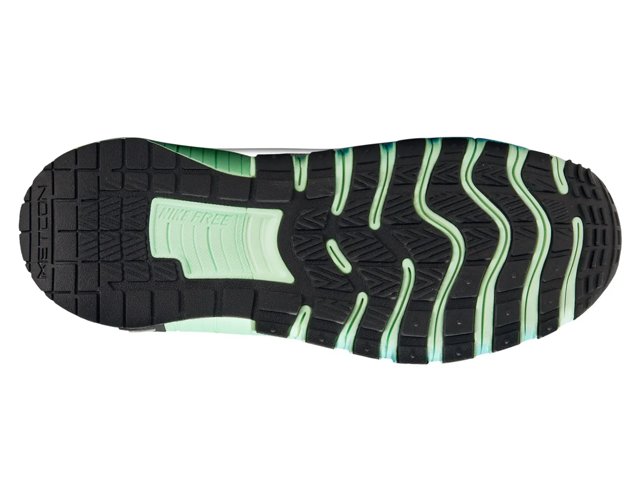 Free Metcon 6 Running Shoe - Women's