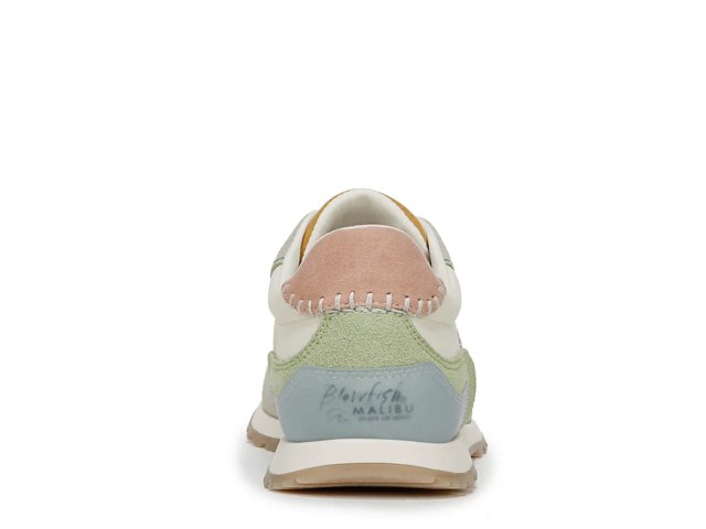 Valley Sneaker - Women's