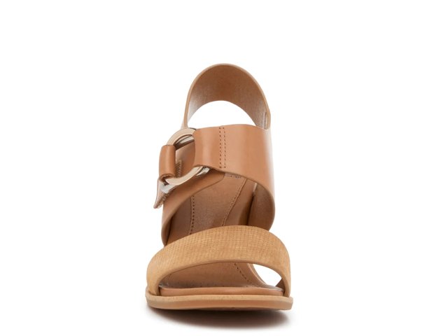 Martina Sandal