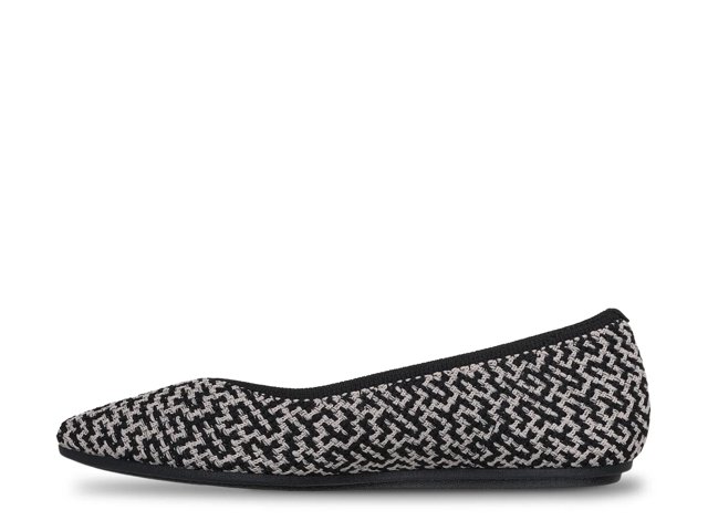 Cleo Point Chic Allure Flat