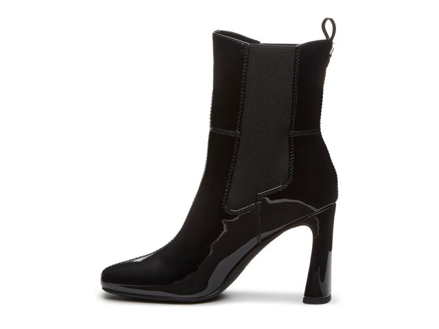 Elle Chelsea Boot
