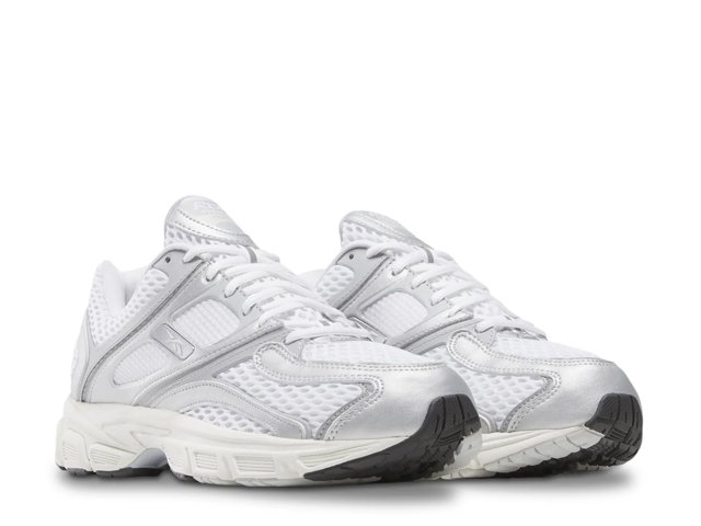 Premier Trinity Sneaker