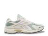 Road Prime Sneaker Off White/Sage Green view