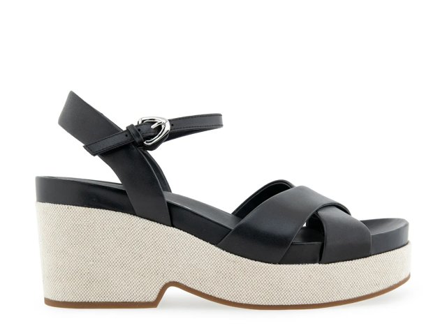Chabella Platform Sandal