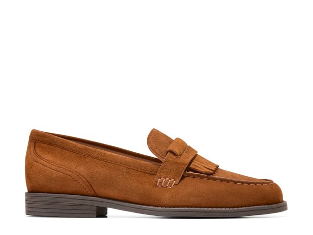 Stassi Kiltie Loafer