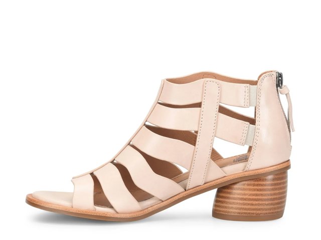Carmen Sandal