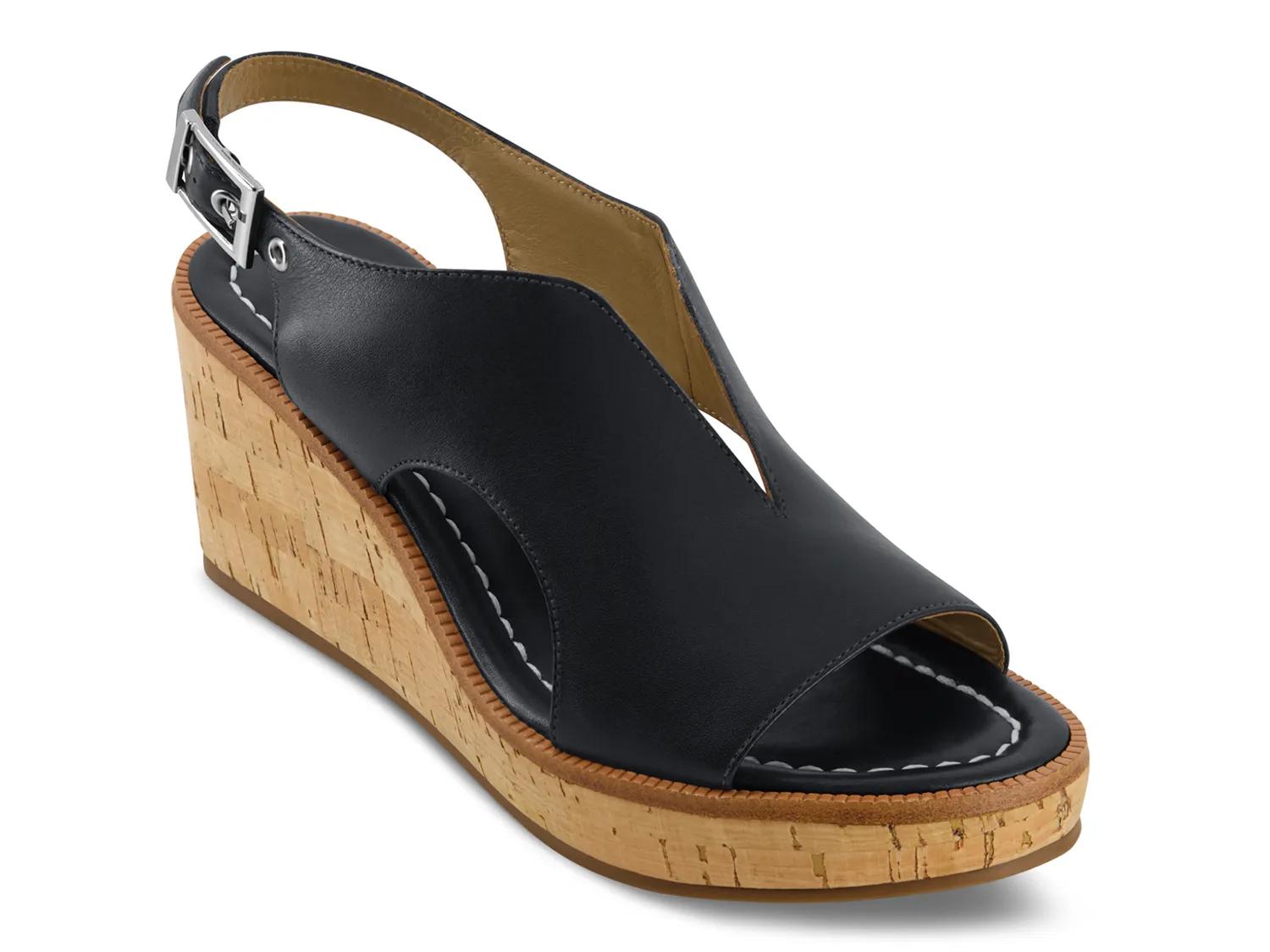 Kuarta Wedge Sandal - image 4