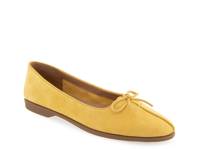 Novia Ballet Flat Yellow view
