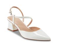 Loya Pump White view