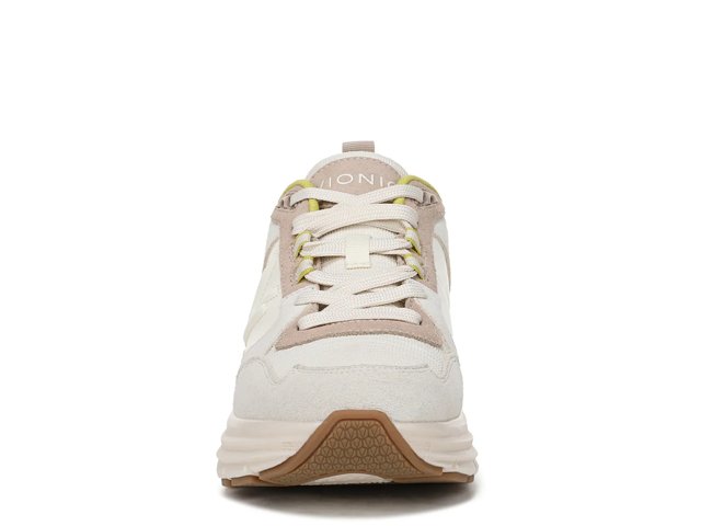 Walk Max Skyline Sneaker - Women's